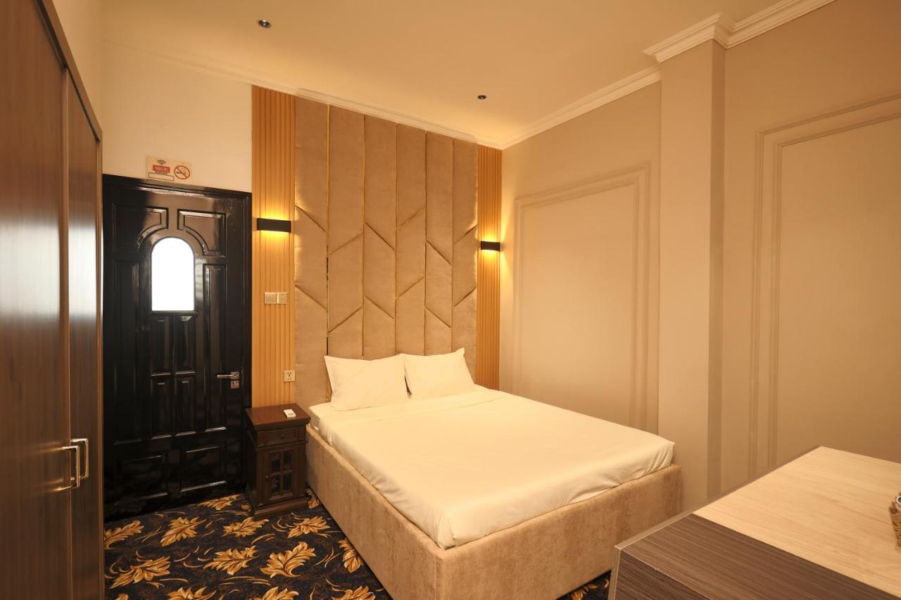 Phuoc Hung 3 Hotel Vĩnh Long エクステリア 写真