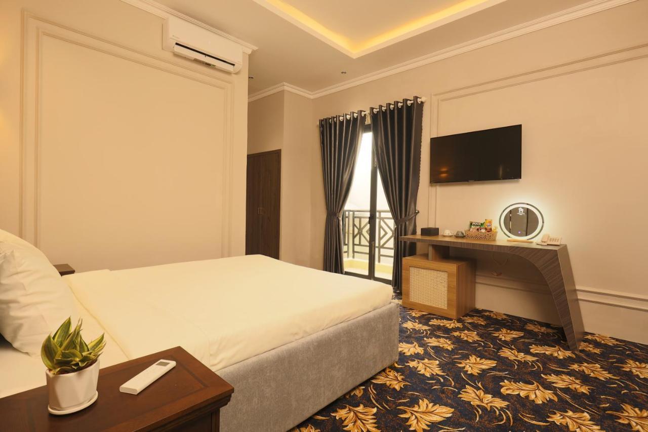 Phuoc Hung 3 Hotel Vĩnh Long エクステリア 写真