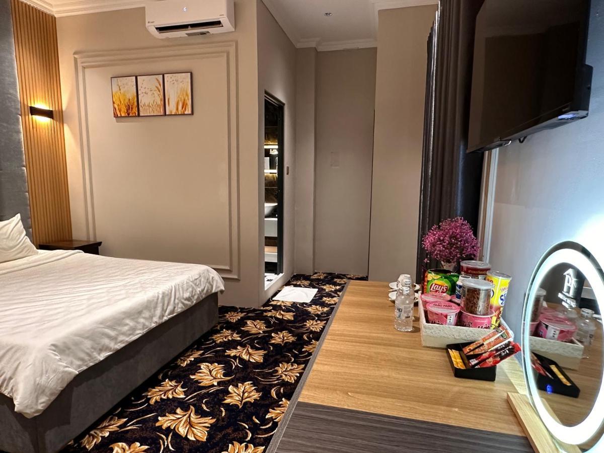 Phuoc Hung 3 Hotel Vĩnh Long エクステリア 写真