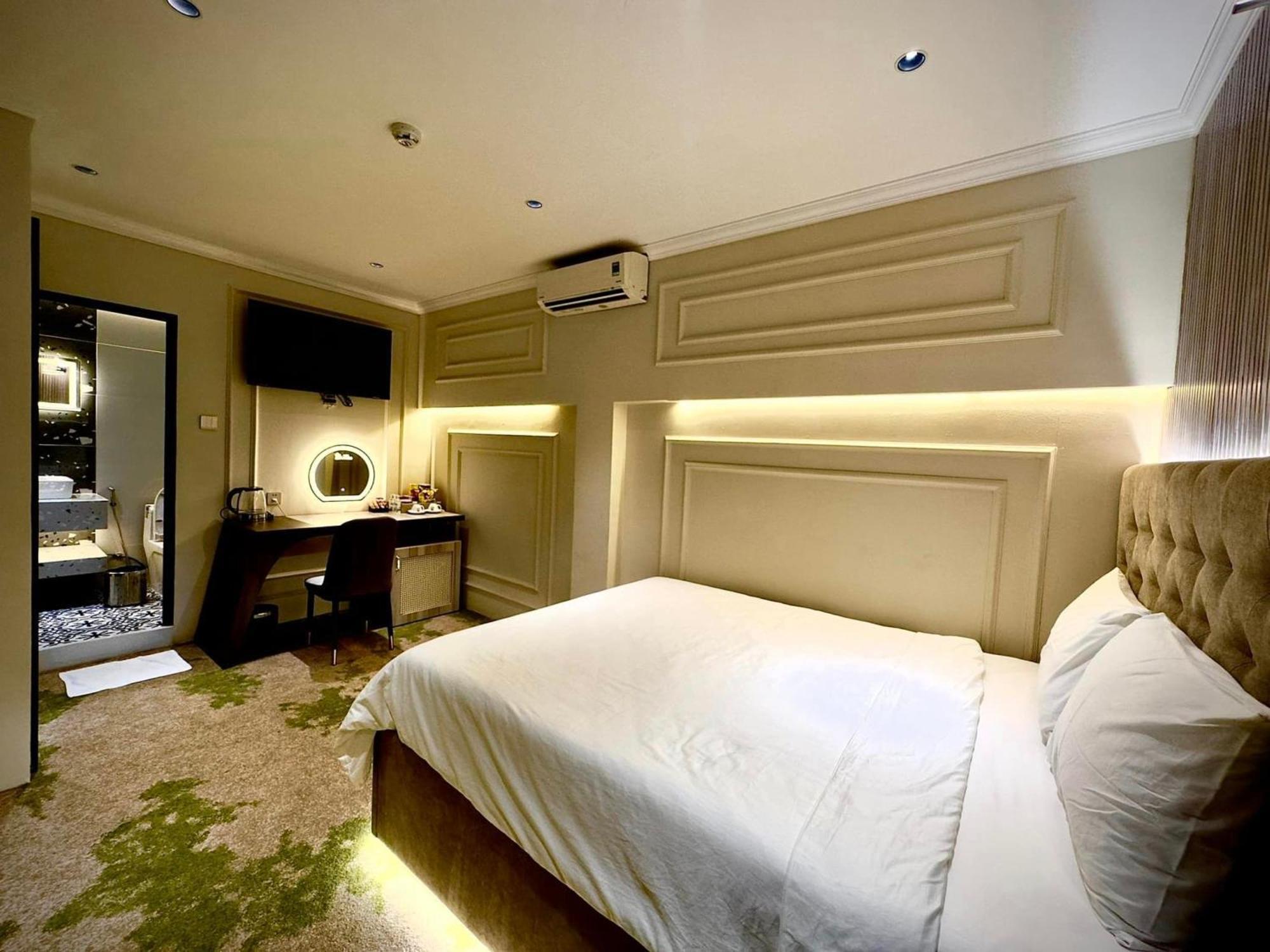 Phuoc Hung 3 Hotel Vĩnh Long エクステリア 写真