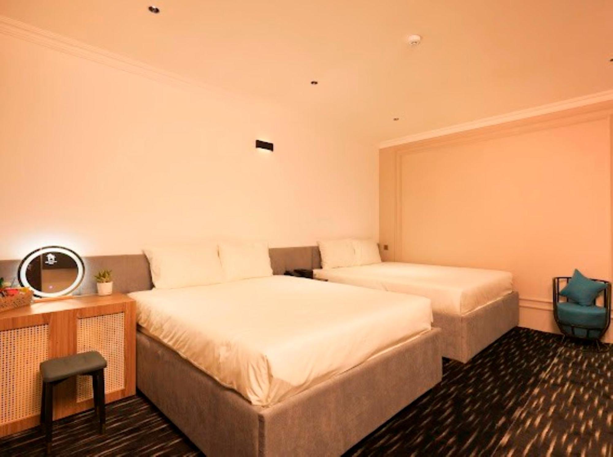 Phuoc Hung 3 Hotel Vĩnh Long エクステリア 写真